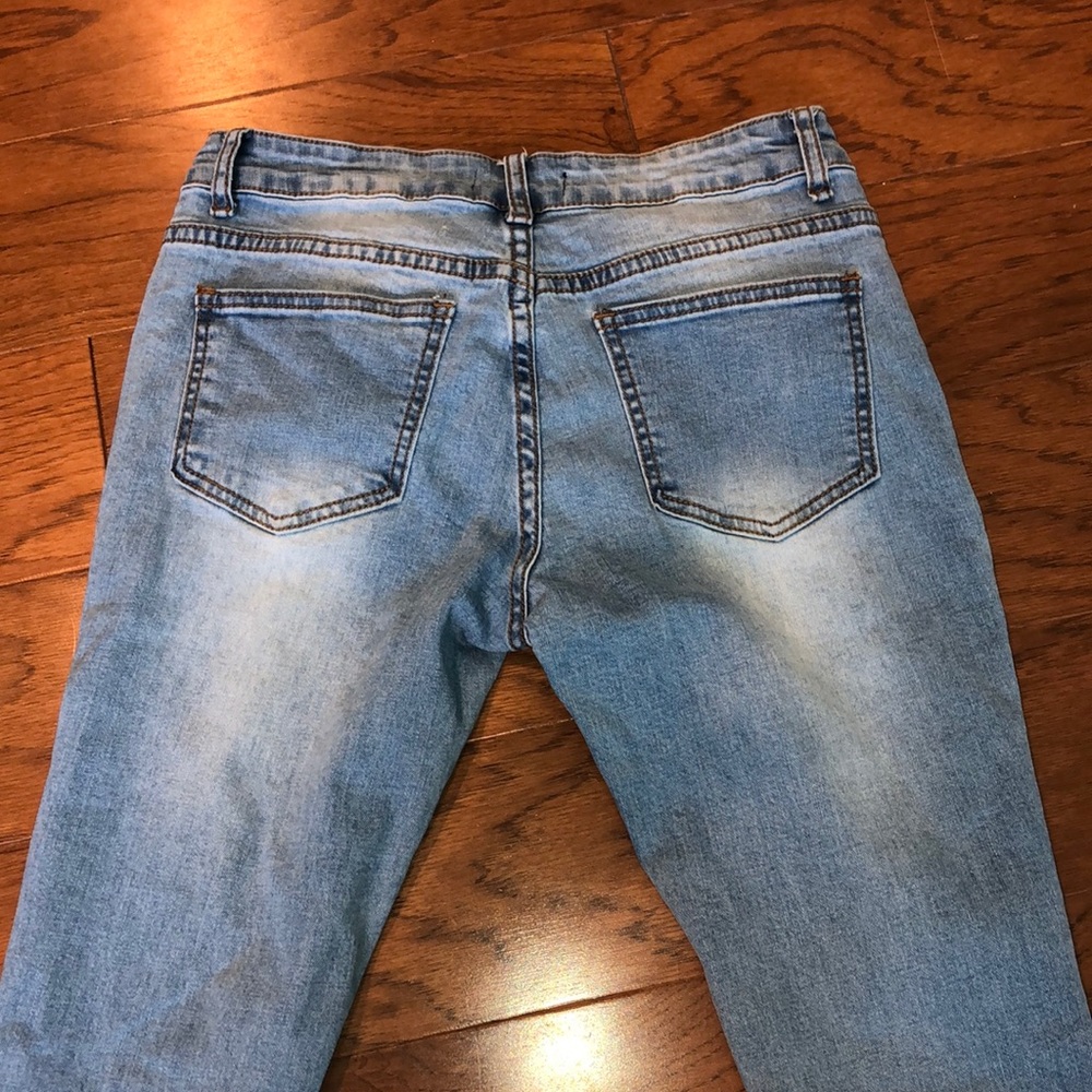 Pearl Ripped Jeans - Picture 5 of 6
